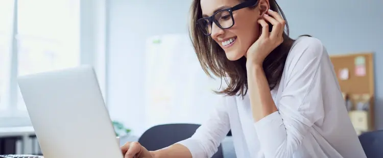 Manuela simplifie la gestion de ses factures grâce à Facilia