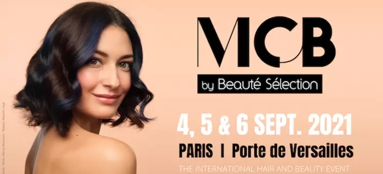 Femme brune pose pour le salon Mondial Coiffure Beauté.