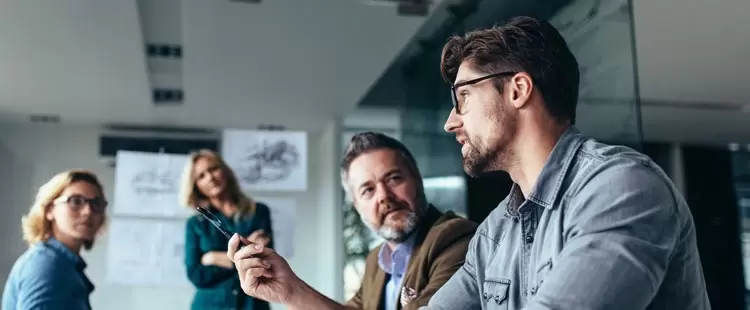 Puis-je liquidier amiablement ma société avec un contentieux en cours ?
