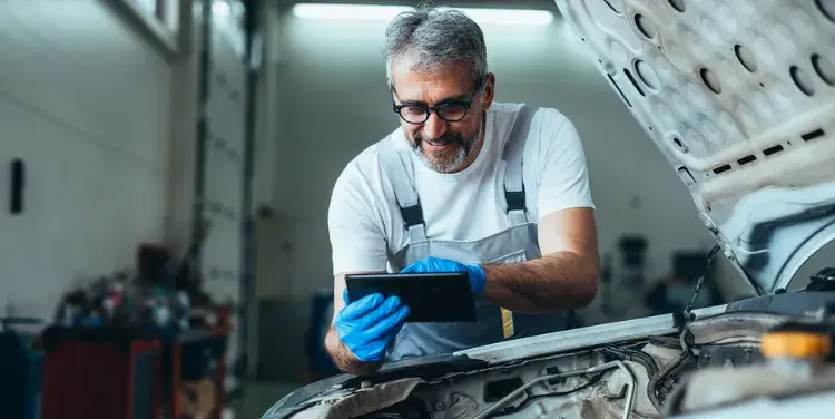 signature devis ou or garage aixam