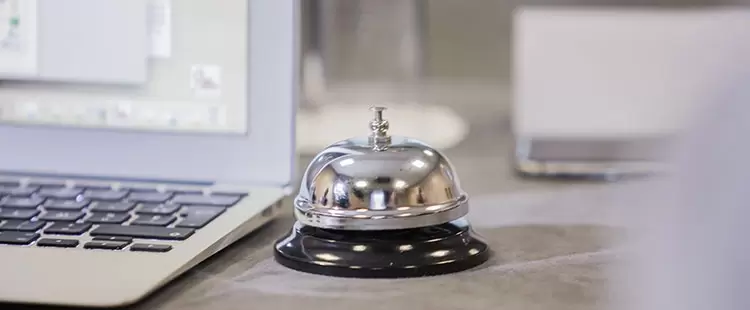 hotel restaurant informatique ordinateur comptoir