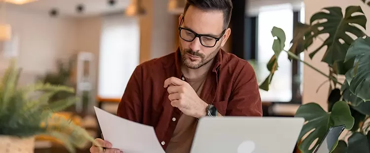 Professionnels : Comment réduire vos frais bancaires ?