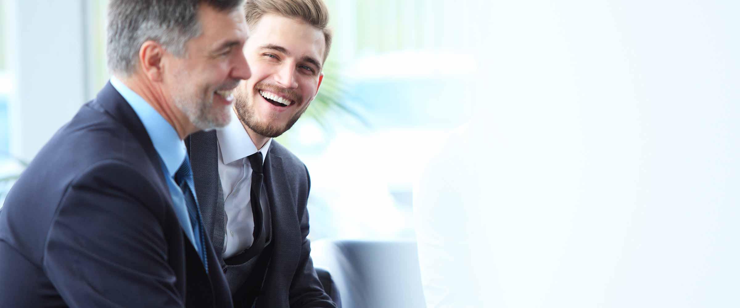 Faut-il s'installer seul ou à plusieurs dans son office notarial ?