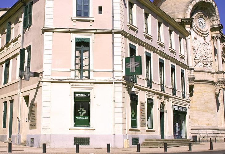 Quand l'officine est vendue : les droits et les devoirs du titulaire et du salarié 